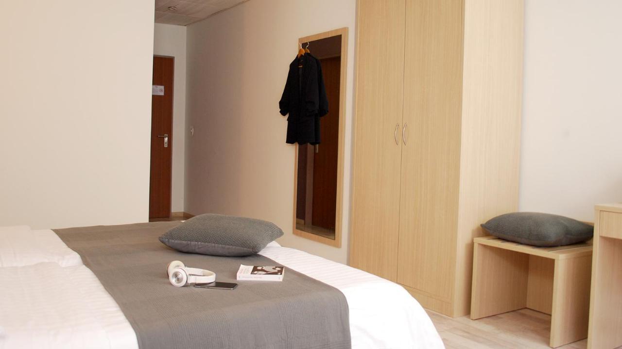 Hotel De La Vieille Tour La Tour-de-Peilz Eksteriør bilde
