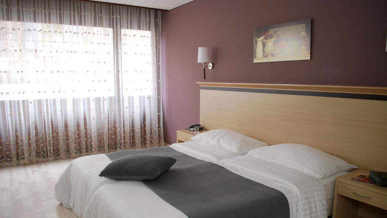Hotel De La Vieille Tour La Tour-de-Peilz Eksteriør bilde